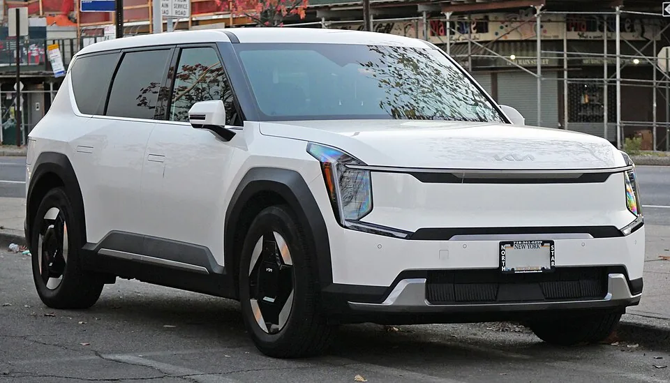 Kia EV9 — representative 7-seaters photograph